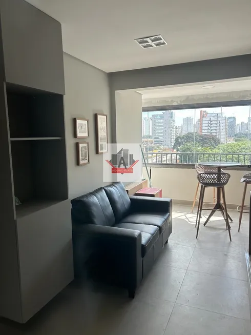 Foto 1 de Apartamento com 1 Quarto para alugar, 30m² em Moema, São Paulo