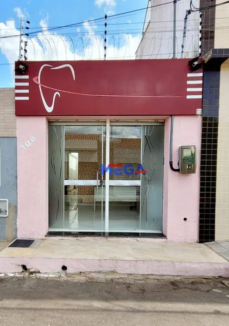 Foto 1 de Ponto Comercial para alugar, 44m² em Limoeiro, Juazeiro do Norte