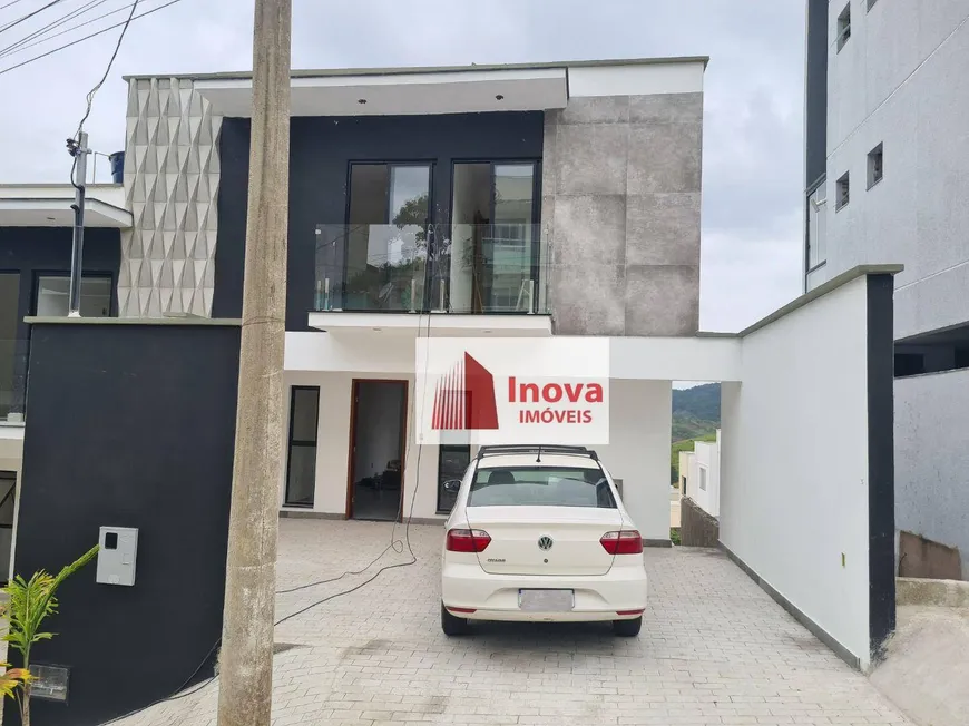 Foto 1 de Casa com 3 Quartos à venda, 146m² em Recanto da Mata, Juiz de Fora