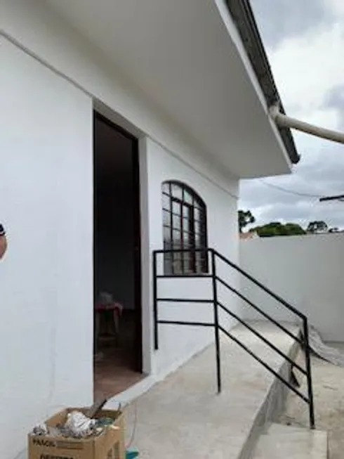 Foto 1 de Casa com 3 Quartos para alugar, 95m² em Tingui, Curitiba