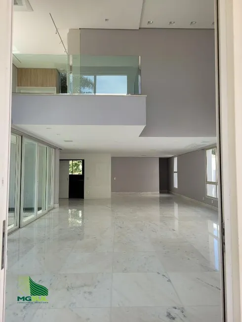 Foto 1 de Casa com 3 Quartos à venda, 608m² em Belvedere, Belo Horizonte