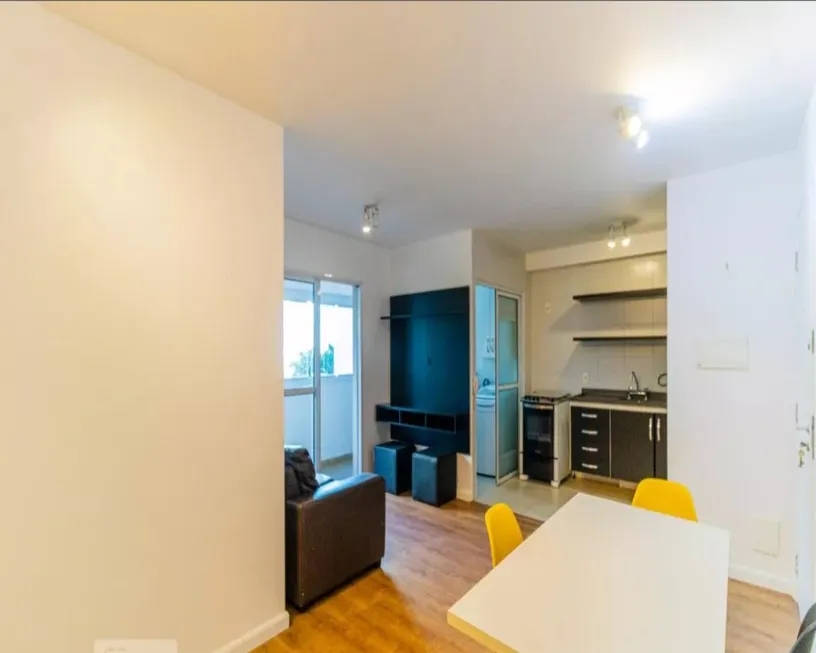 Foto 1 de Apartamento com 2 Quartos para alugar, 70m² em Consolação, São Paulo