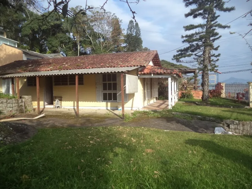 Foto 1 de Casa com 3 Quartos à venda, 100m² em Sambaqui, Florianópolis