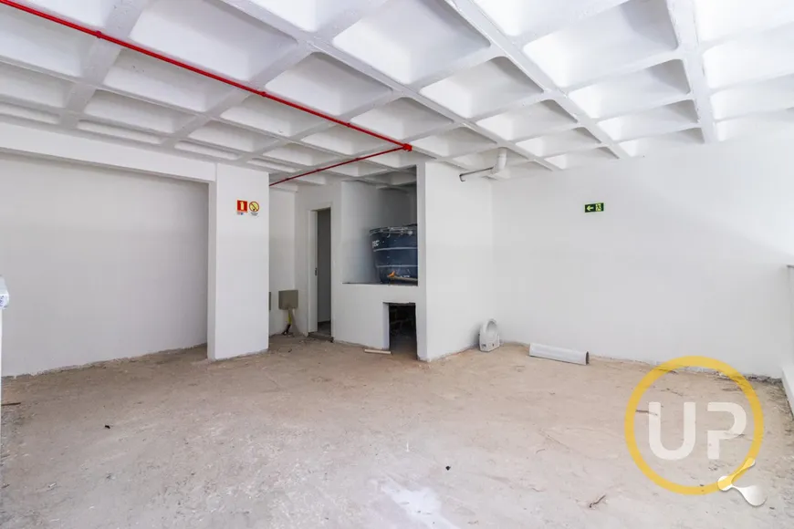 Foto 1 de Ponto Comercial para venda ou aluguel, 213m² em Vila Ipiranga, Porto Alegre