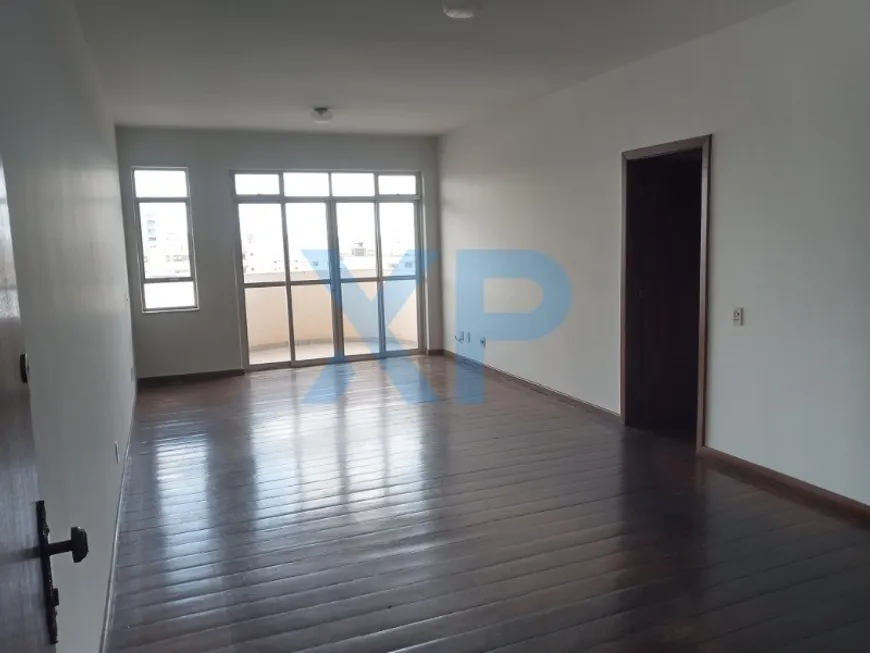 Foto 1 de Apartamento com 3 Quartos à venda, 120m² em Centro, Divinópolis