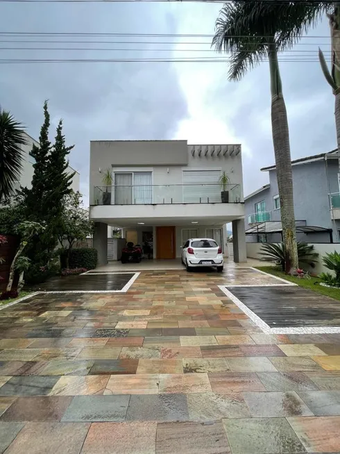 Foto 1 de Casa de Condomínio com 4 Quartos à venda, 360m² em Arua, Mogi das Cruzes