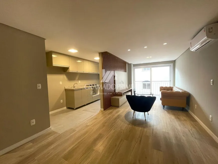 Foto 1 de Apartamento com 2 Quartos à venda, 77m² em Floresta, Gramado