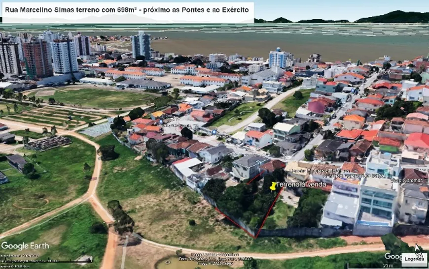 Foto 1 de Lote/Terreno à venda, 699m² em Estreito, Florianópolis