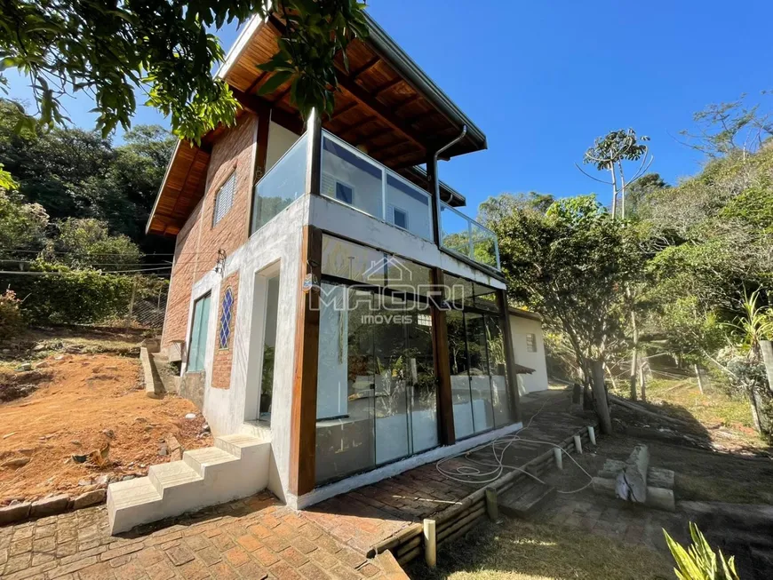 Foto 1 de Fazenda/Sítio com 3 Quartos à venda, 300m² em Parque Valinhos, Valinhos