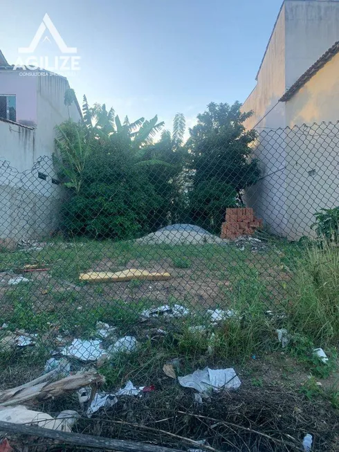 Foto 1 de Lote/Terreno à venda, 220m² em Riviera Fluminense, Macaé