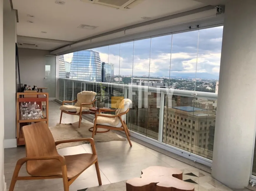 Foto 1 de Apartamento com 1 Quarto à venda, 88m² em Vila Nova Conceição, São Paulo