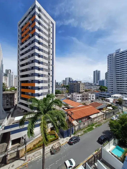 Foto 1 de Apartamento com 1 Quarto à venda, 28m² em Boa Viagem, Recife