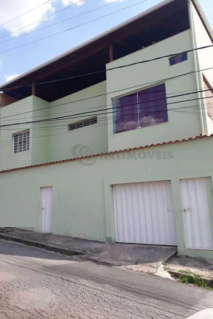 Foto 1 de Prédio Comercial com 6 Quartos à venda, 221m² em Goiânia, Belo Horizonte