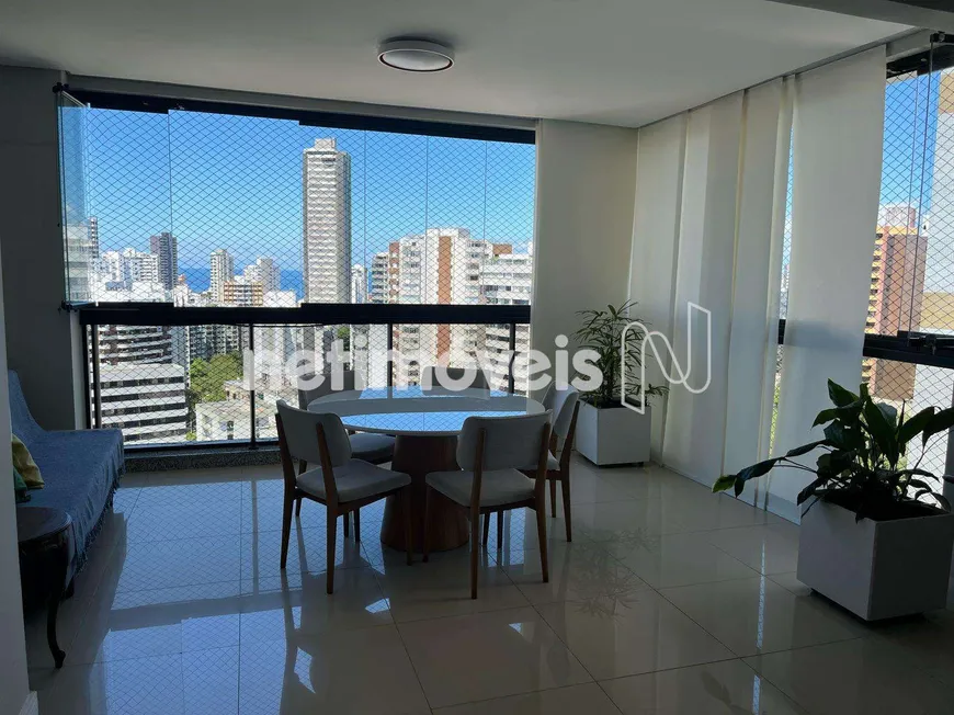 Foto 1 de Apartamento com 3 Quartos para alugar, 127m² em Jardim Apipema, Salvador