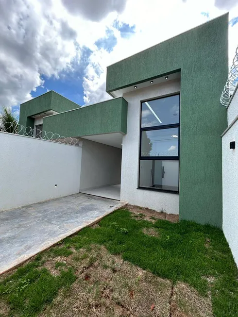 Foto 1 de Casa com 3 Quartos à venda, 111m² em Retiro do Bosque, Aparecida de Goiânia