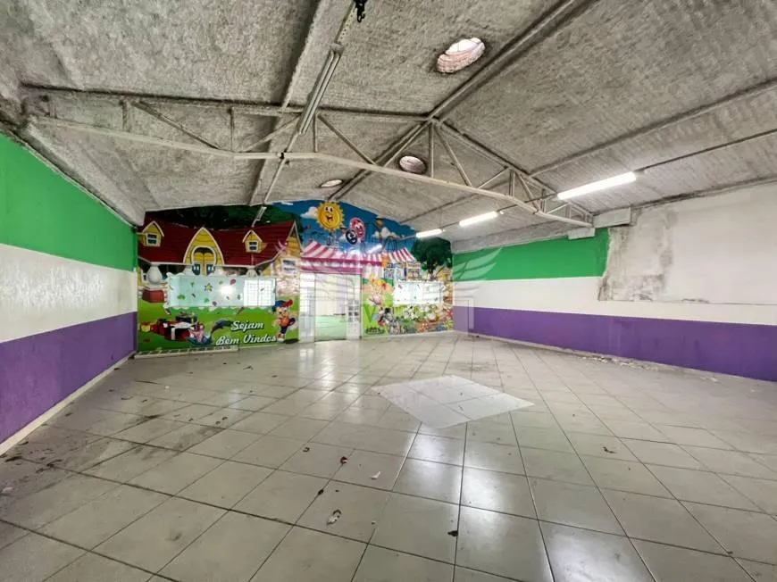 Foto 1 de Ponto Comercial à venda, 672m² em Vila Bastos, Santo André