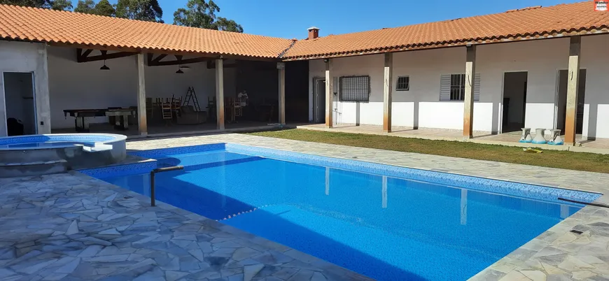 Foto 1 de Fazenda/Sítio com 4 Quartos à venda, 350m² em Jardim Aguas Claras, Bragança Paulista