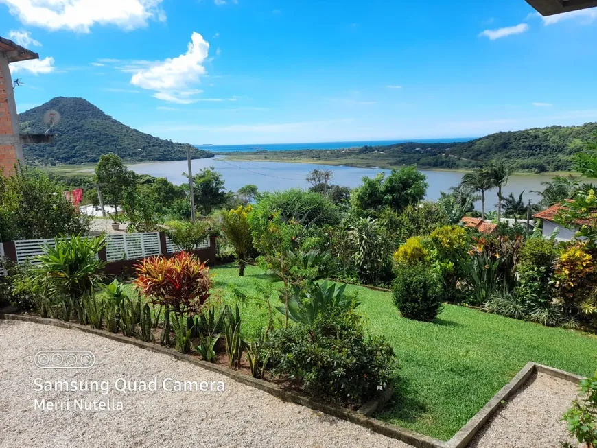 Foto 1 de Casa com 1 Quarto à venda, 156m² em Costa do Macacu, Garopaba