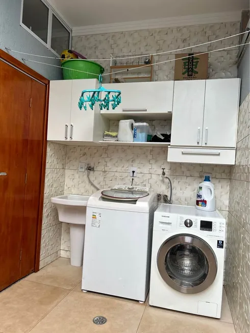 Foto 1 de Casa com 3 Quartos à venda, 151m² em Jardim Avelino, São Paulo