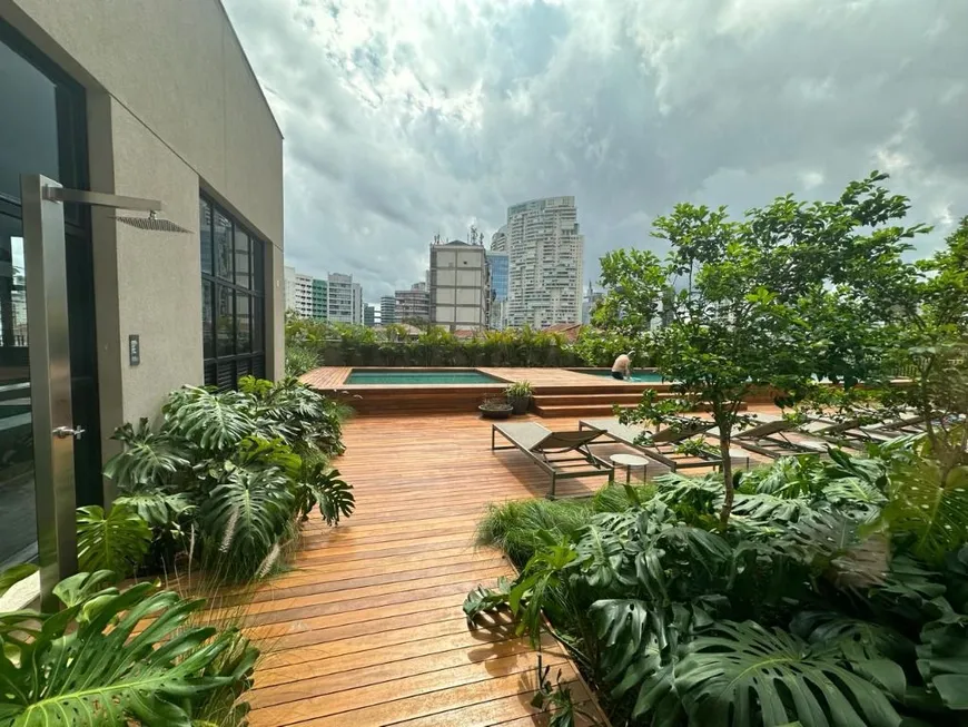 Foto 1 de Apartamento com 1 Quarto para venda ou aluguel, 49m² em Pinheiros, São Paulo