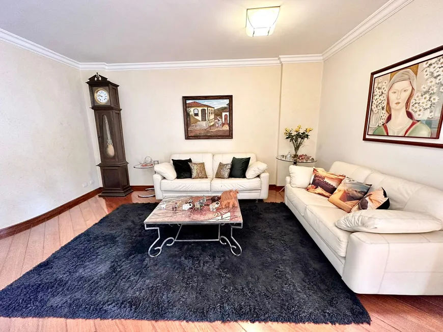 Foto 1 de Apartamento com 4 Quartos à venda, 172m² em Setor Bueno, Goiânia