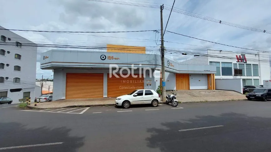 Foto 1 de Galpão/Depósito/Armazém para alugar, 1200m² em Daniel Fonseca, Uberlândia