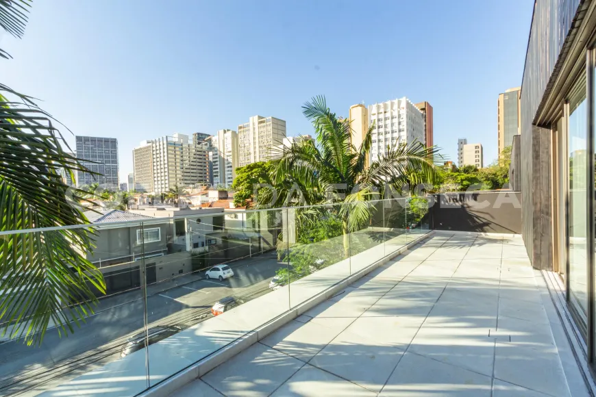 Foto 1 de Casa de Condomínio com 4 Quartos à venda, 461m² em Jardins, São Paulo