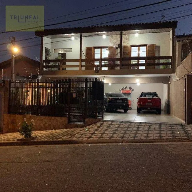 Foto 1 de Casa com 3 Quartos à venda, 230m² em Jardim Simus, Sorocaba