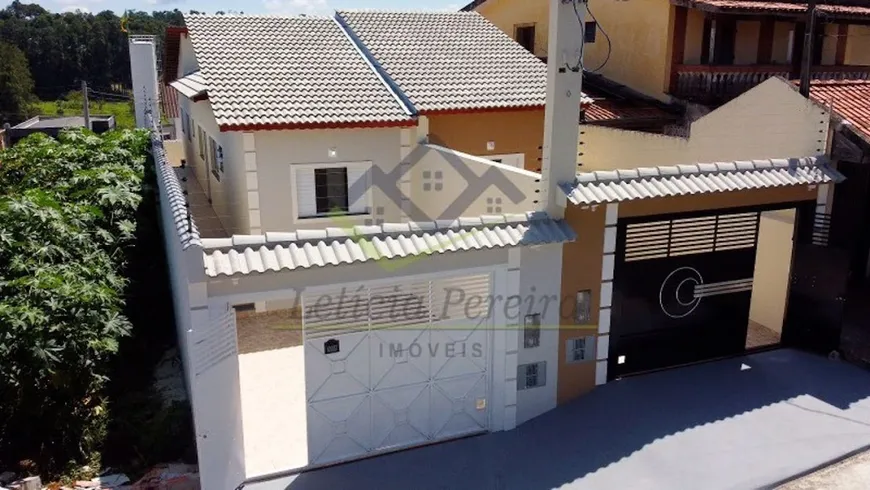 Foto 1 de Casa com 3 Quartos à venda, 89m² em Perobal, Arujá