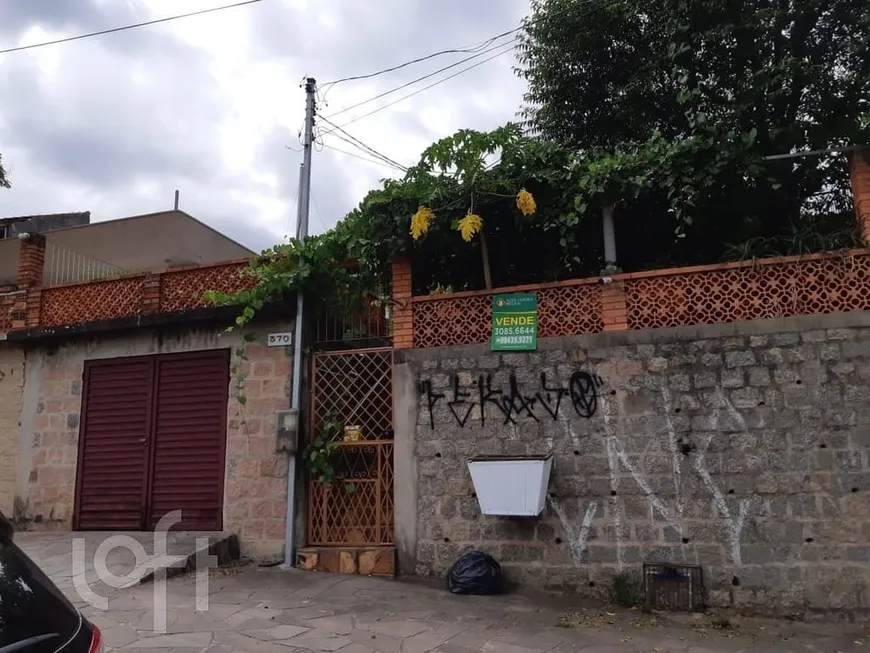 Foto 1 de Casa com 2 Quartos à venda, 80m² em Morro Santana, Porto Alegre