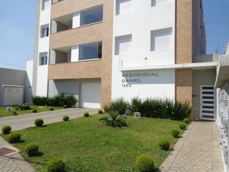 Foto 1 de Apartamento com 1 Quarto à venda, 94m² em Órfãs, Ponta Grossa