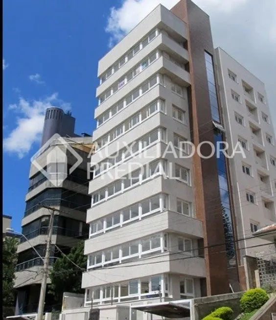 Foto 1 de Apartamento com 3 Quartos à venda, 144m² em Jardim Lindóia, Porto Alegre