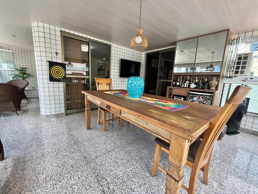 Foto 1 de Apartamento com 4 Quartos à venda, 300m² em Praia da Costa, Vila Velha