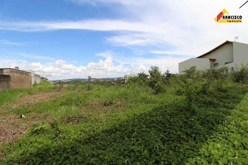 Foto 1 de Lote/Terreno à venda, 2750m² em São José, Divinópolis