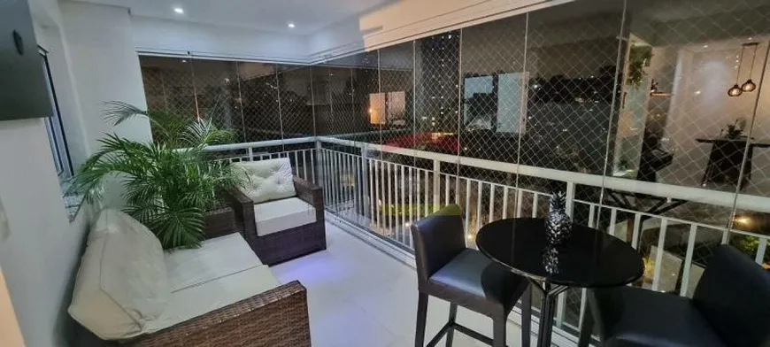 Foto 1 de Apartamento com 2 Quartos à venda, 65m² em Vila Ester Zona Norte, São Paulo