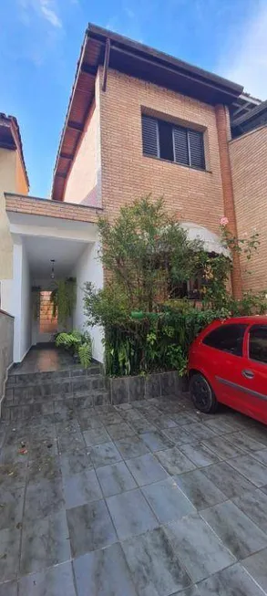 Foto 1 de Sobrado com 2 Quartos à venda, 93m² em Parque Assunção, Taboão da Serra