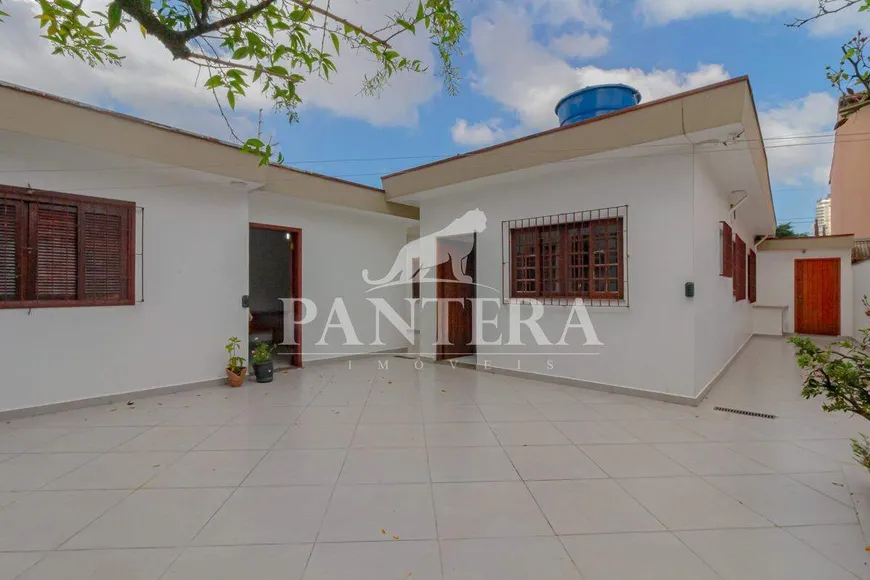 Foto 1 de Casa com 3 Quartos à venda, 175m² em Vila Scarpelli, Santo André