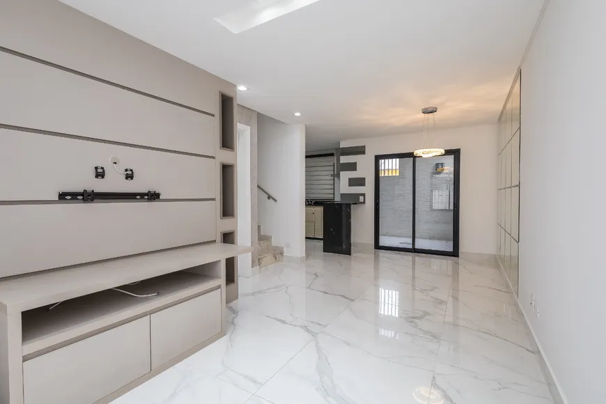 Foto 1 de Casa de Condomínio com 3 Quartos à venda, 140m² em Bacacheri, Curitiba