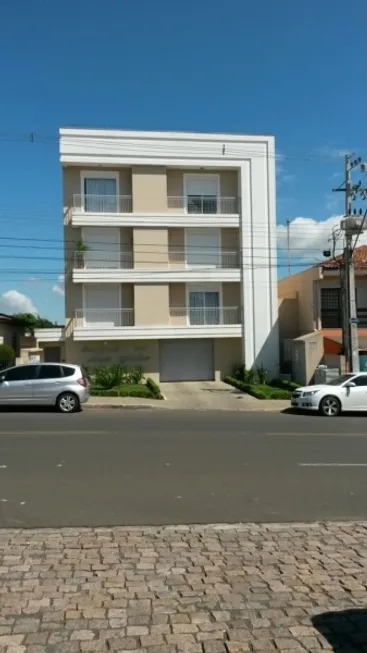 Foto 1 de Apartamento com 2 Quartos para alugar, 75m² em Órfãs, Ponta Grossa