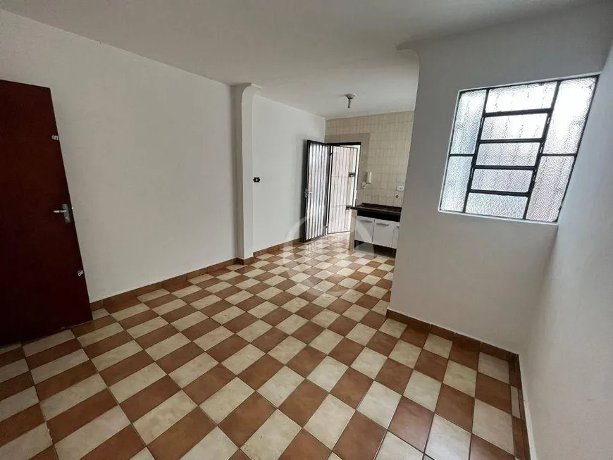 Foto 1 de Casa com 3 Quartos para alugar, 130m² em Santa Maria, Santo André
