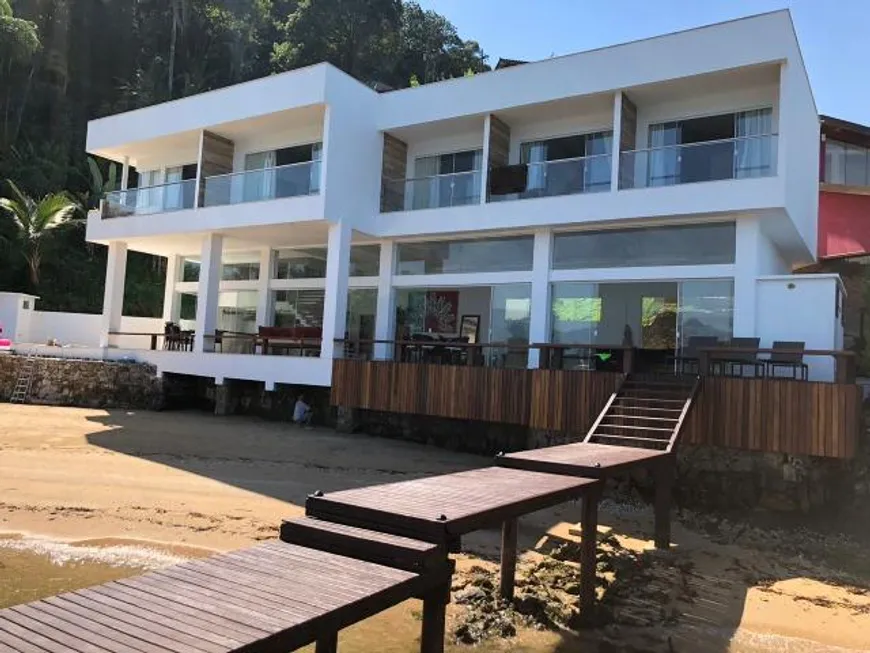 Foto 1 de Casa com 5 Quartos à venda, 890m² em Caieira, Angra dos Reis
