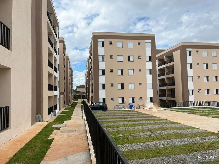 Foto 1 de Apartamento com 2 Quartos à venda, 41m² em Jardim da Glória, Cotia