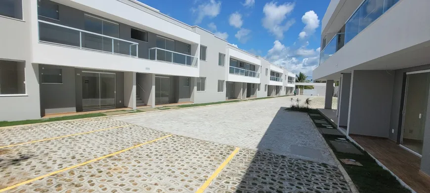 Foto 1 de Apartamento com 2 Quartos à venda, 63m² em Buraquinho, Lauro de Freitas