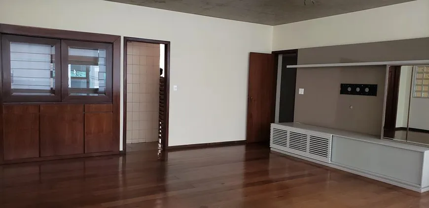 Foto 1 de Apartamento com 4 Quartos à venda, 280m² em Gutierrez, Belo Horizonte