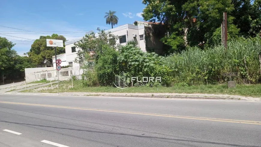 Foto 1 de Lote/Terreno à venda, 450m² em Itaipu, Niterói