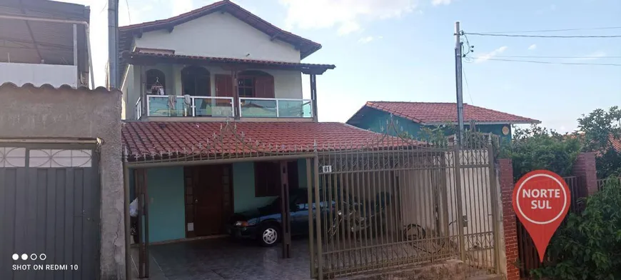 Foto 1 de Casa com 3 Quartos à venda, 200m² em Acaiaca, Belo Horizonte