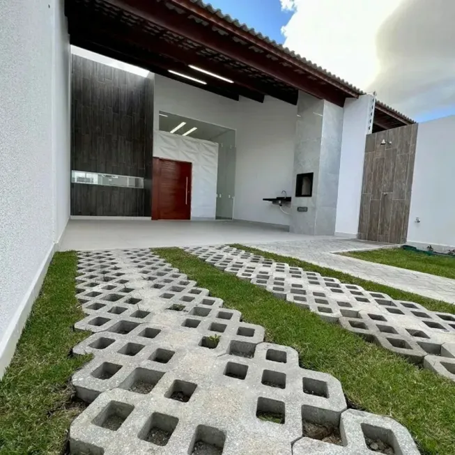 Foto 1 de Casa com 3 Quartos à venda, 85m² em Arembepe Abrantes, Camaçari