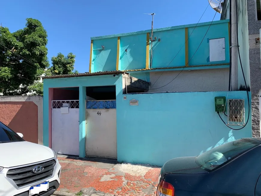 Foto 1 de Casa com 3 Quartos à venda, 80m² em Centro, Queimados