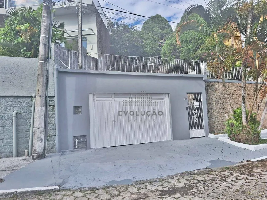 Foto 1 de Casa com 3 Quartos à venda, 180m² em Canto, Florianópolis