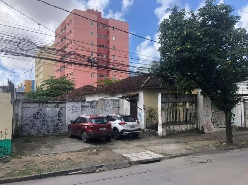 Foto 1 de Lote/Terreno à venda, 600m² em Macaxeira, Recife